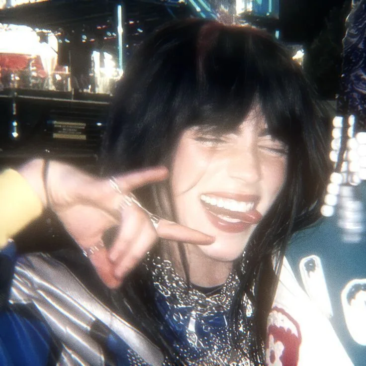 Billie Eilish PFP