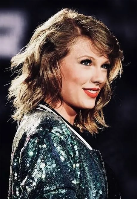 1989 Taylor Swift PFP