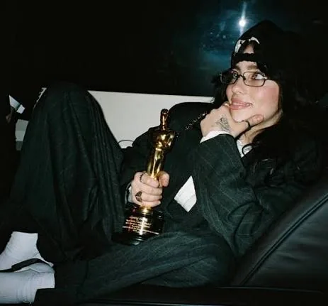 Billie Eilish PFP