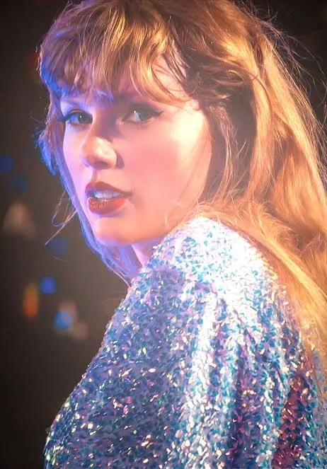 Blue Taylor Swift PFP
