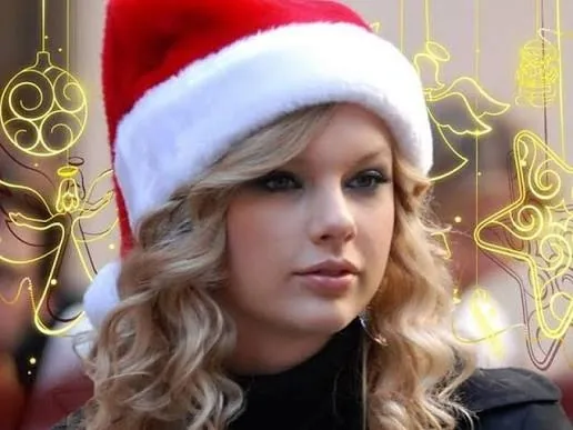 Christmas Taylor Swift PFP