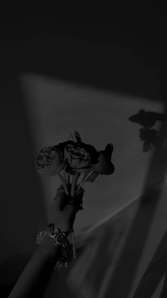 Flower PFP Dark