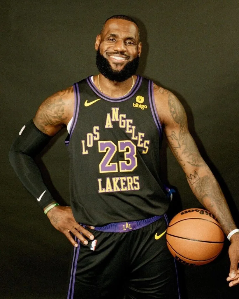 LeBron PFP Cool