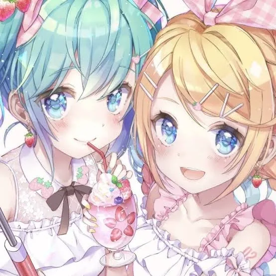 Matching Hatsune Miku Pfp