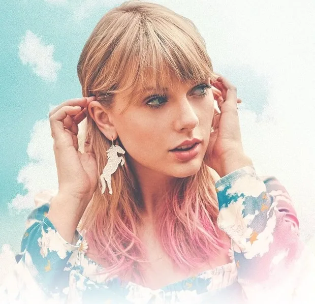 Preppy Taylor Swift PFP