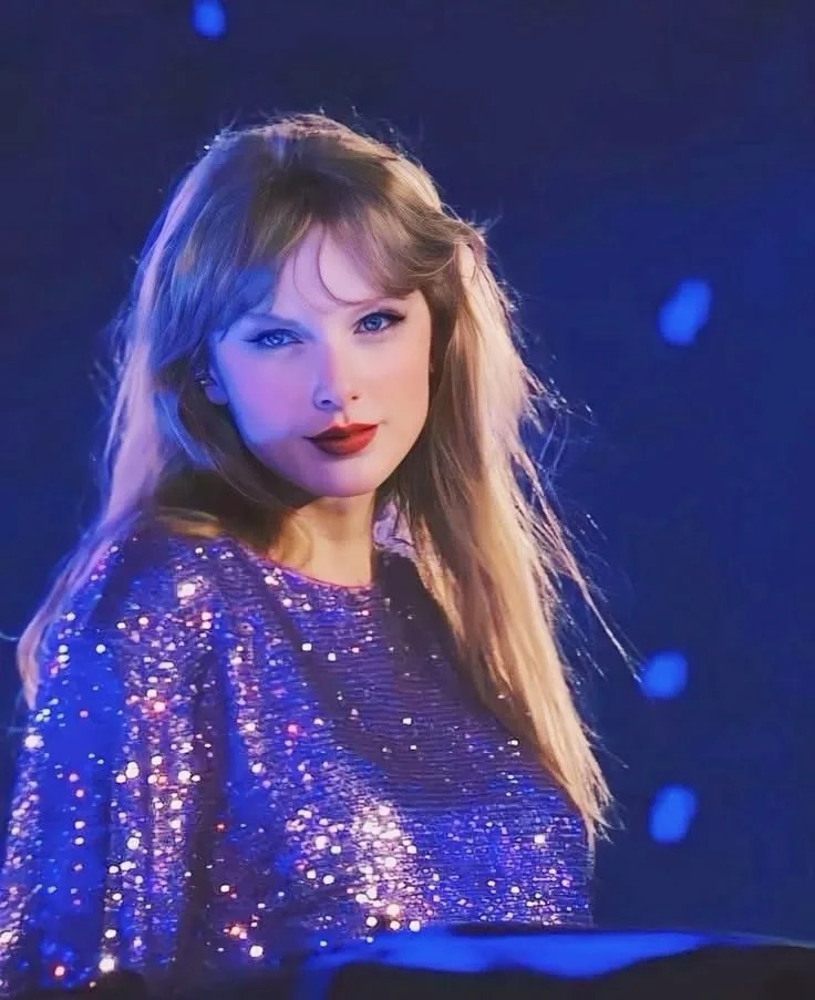 Purple Taylor Swift PFP