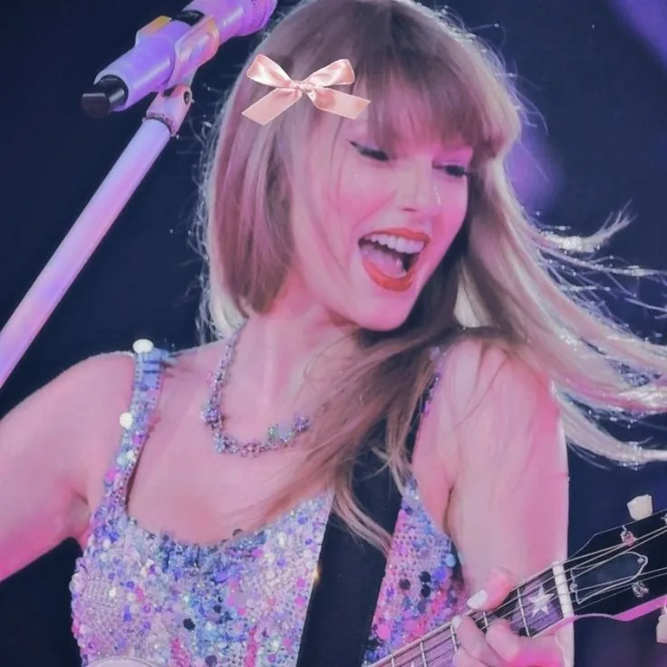 Taylor Swift PFP Funny