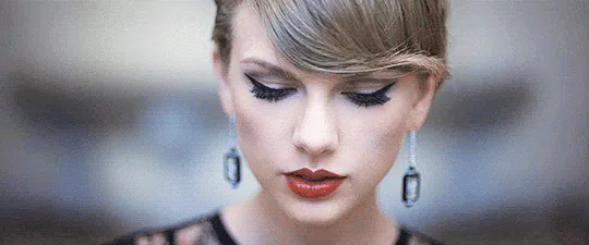 Taylor Swift PFP GIF