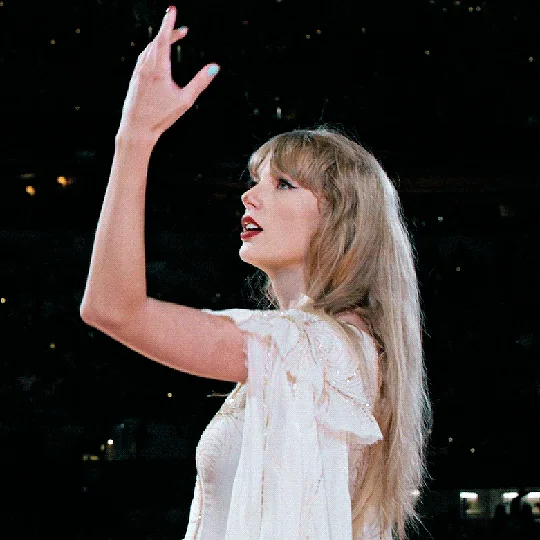 Taylor Swift PFP GIF