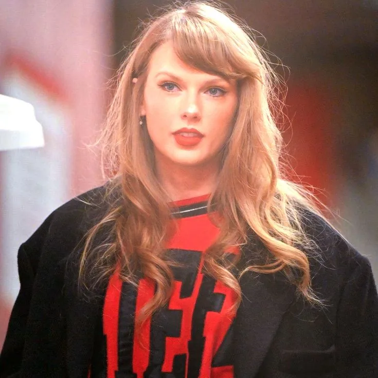 Taylor Swift PFP