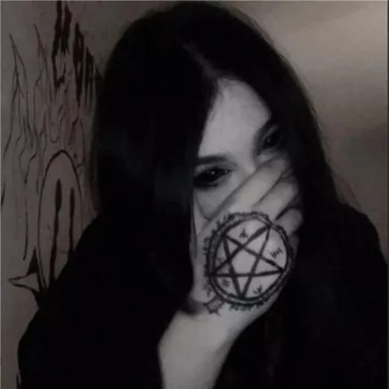Unknown Girl PFP
