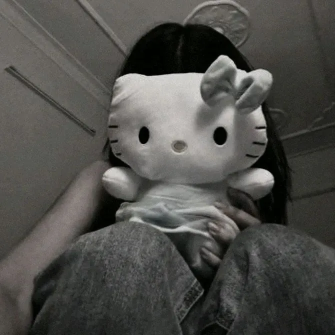 Unknown PFP Hello Kitty